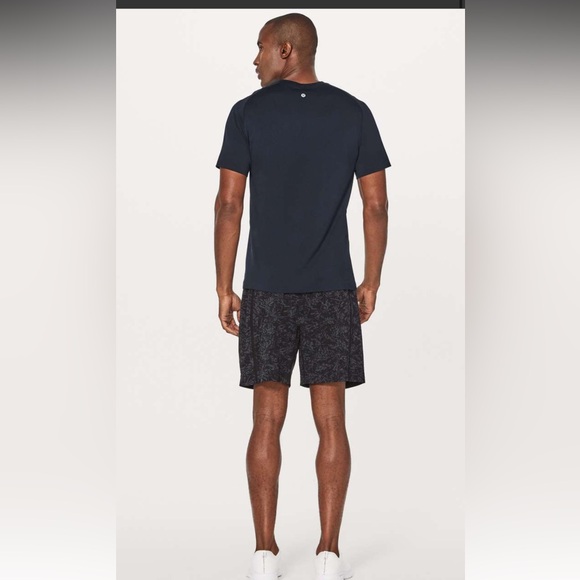 Lululemon Metal Vent Tech Short Sleeve V Neck - Picture 11 of 11